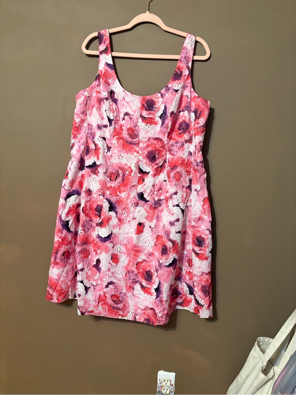 Pappagallo Pink Floral Sleeveless Scoop Neck